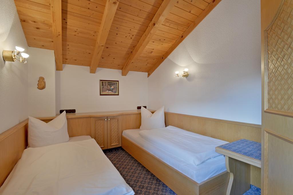 Landhaus Kostenzer Mit Sauna Fügen Kültér fotó