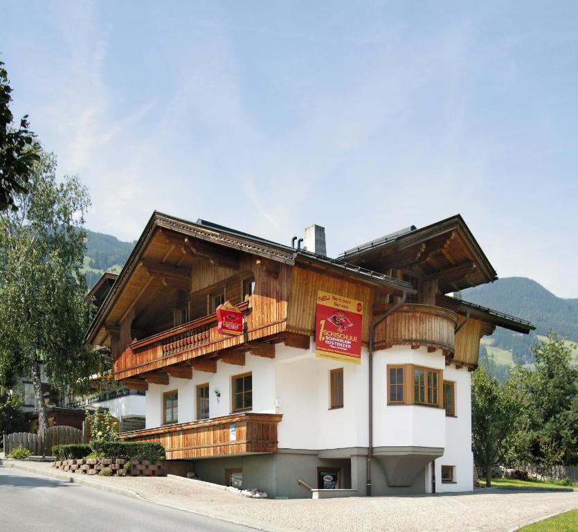 Landhaus Kostenzer Mit Sauna Fügen Kültér fotó
